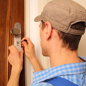 Community Locksmith Store Boca Raton, FL 561-692-4692 - lock-opening